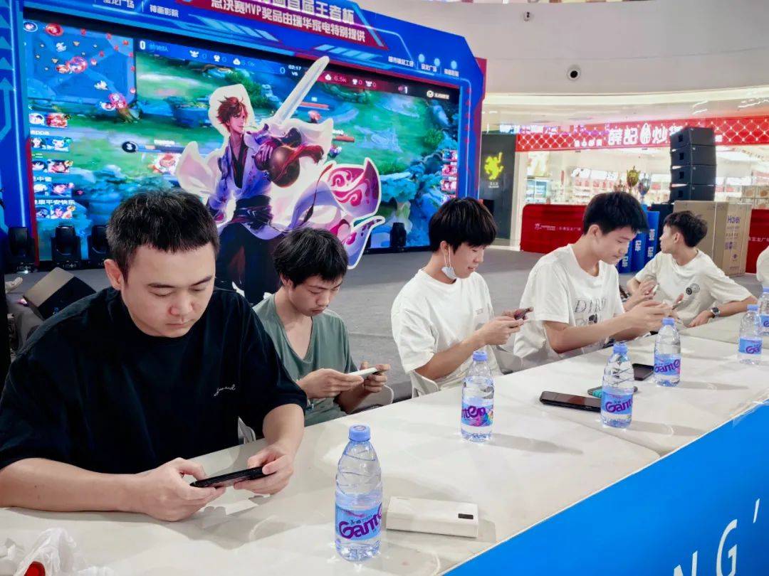 的策略能逼 的策略能逼