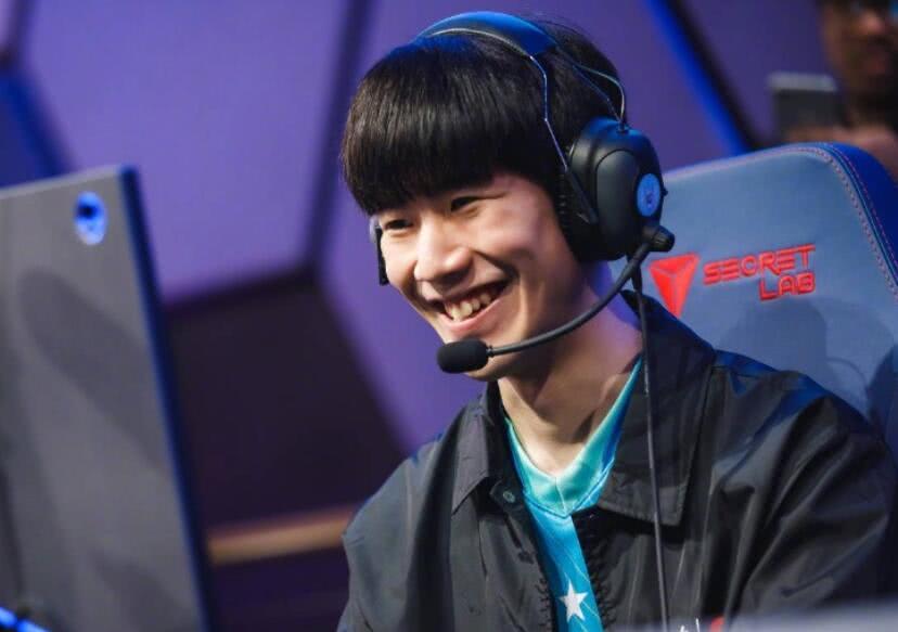 同样是负面 同样是负面