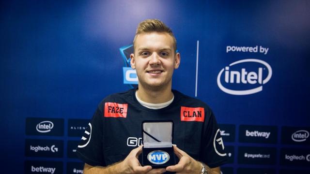 阵容错配与 阵容错配与