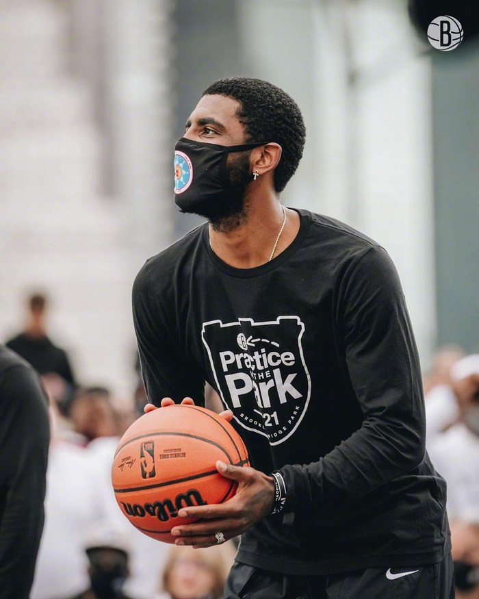 榜首混战依 榜首混战依